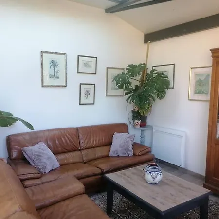 La Maison Ouverte Avec Cheminee Exterieure Et